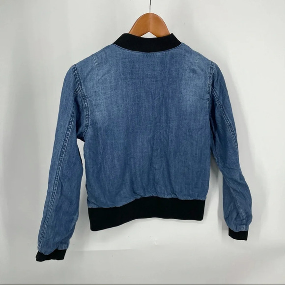 Girls Hudson denim bomber jacket XL. Rose patches - Picture 2 of 4